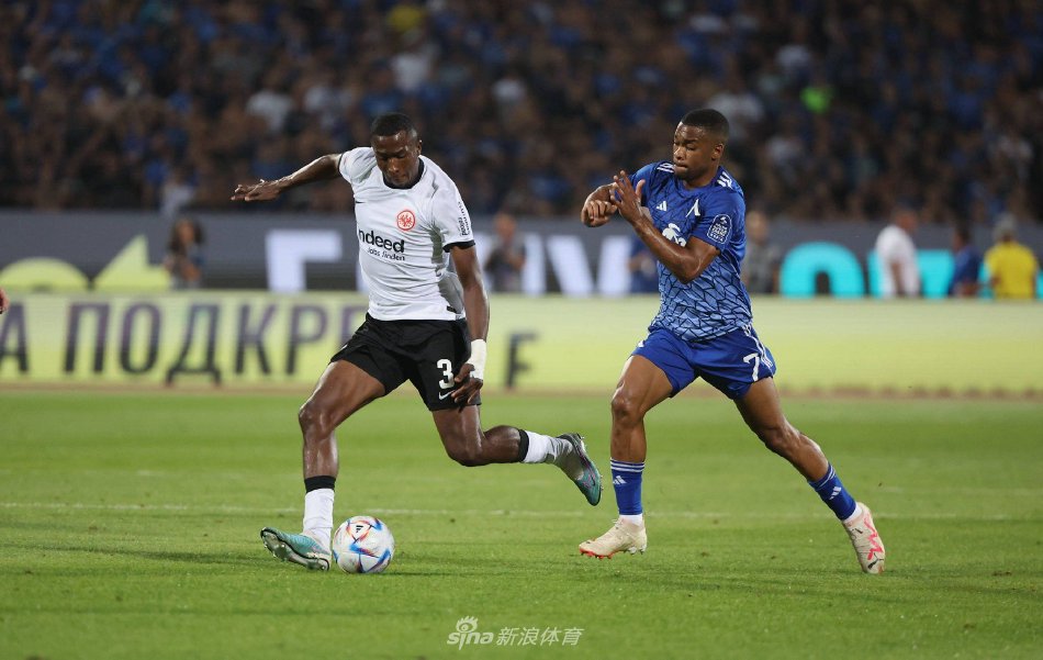 目前仍有两 目前仍有两