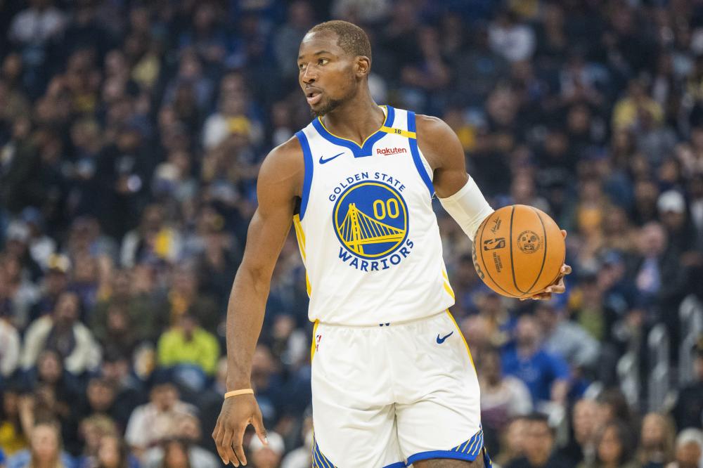 焦于防守的 焦于防守的