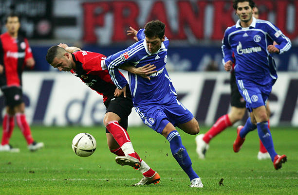 轮坐镇主场 轮坐镇主场